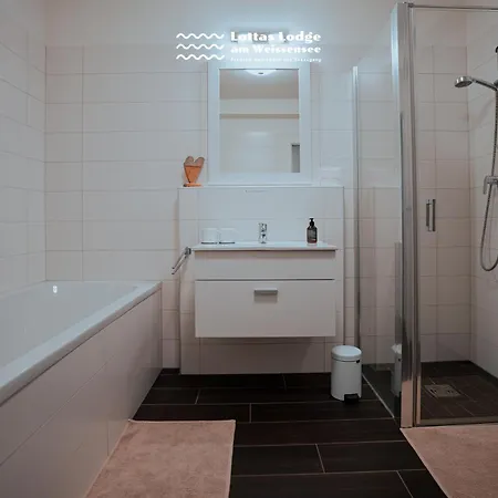 Lottas Am - Exklusive Mit Privatem Seezugang *